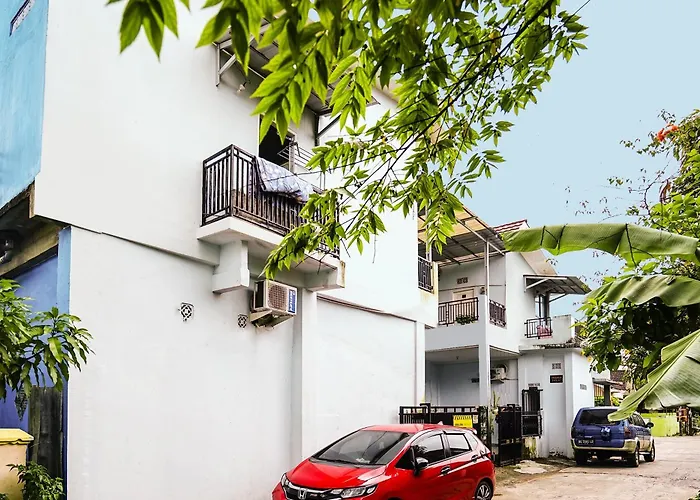 Oyo Life 92046 Garuda Residence Palembang